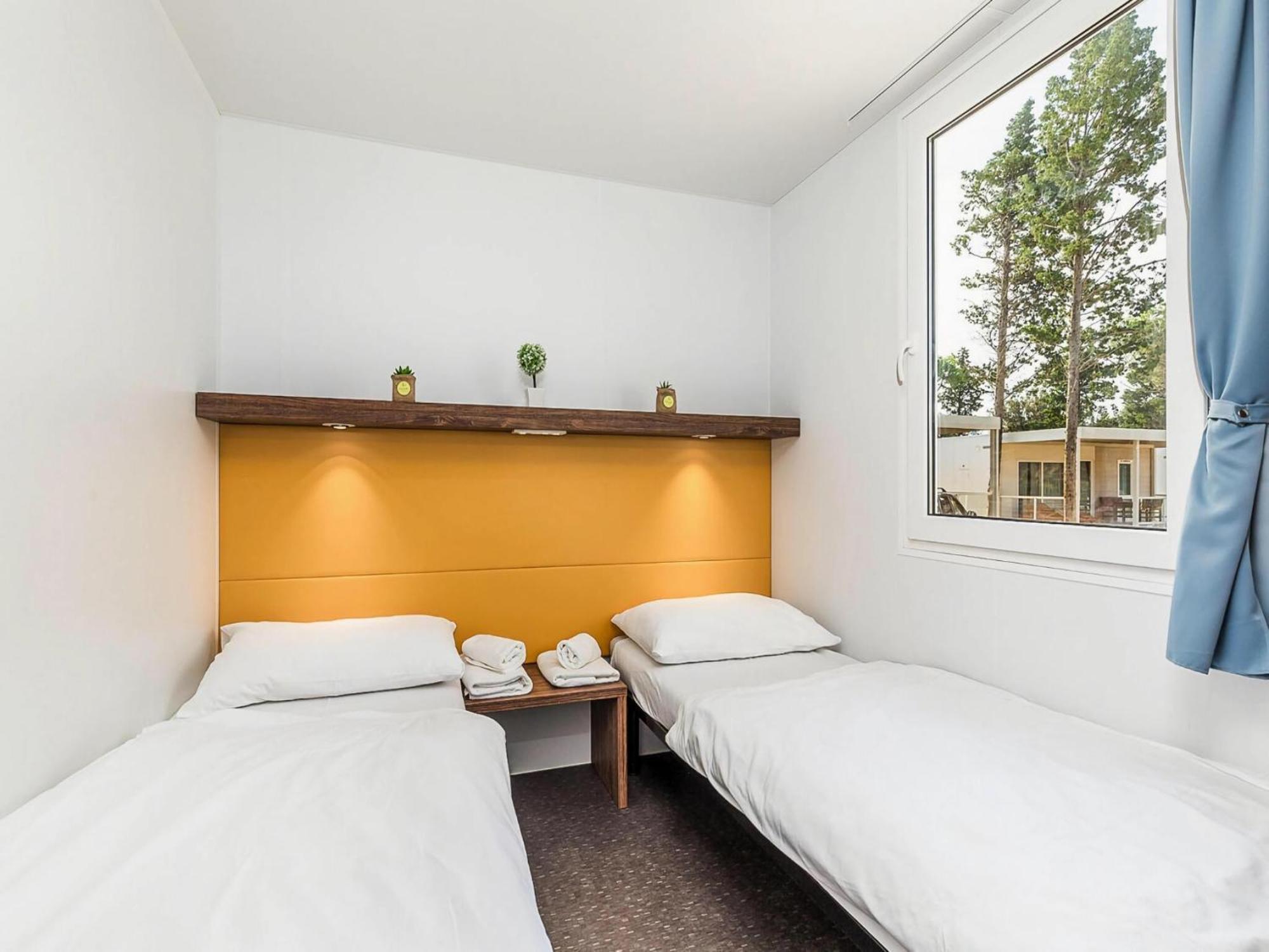 Mobile Homes Rosmarin In Strasko, Casa vacanze *