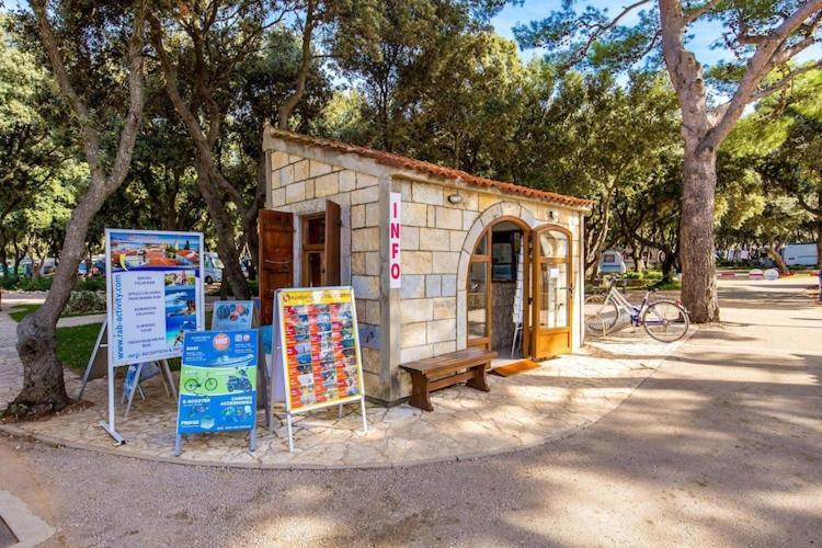 Ferienhaus Mobile Homes Rosemary In Strasko *