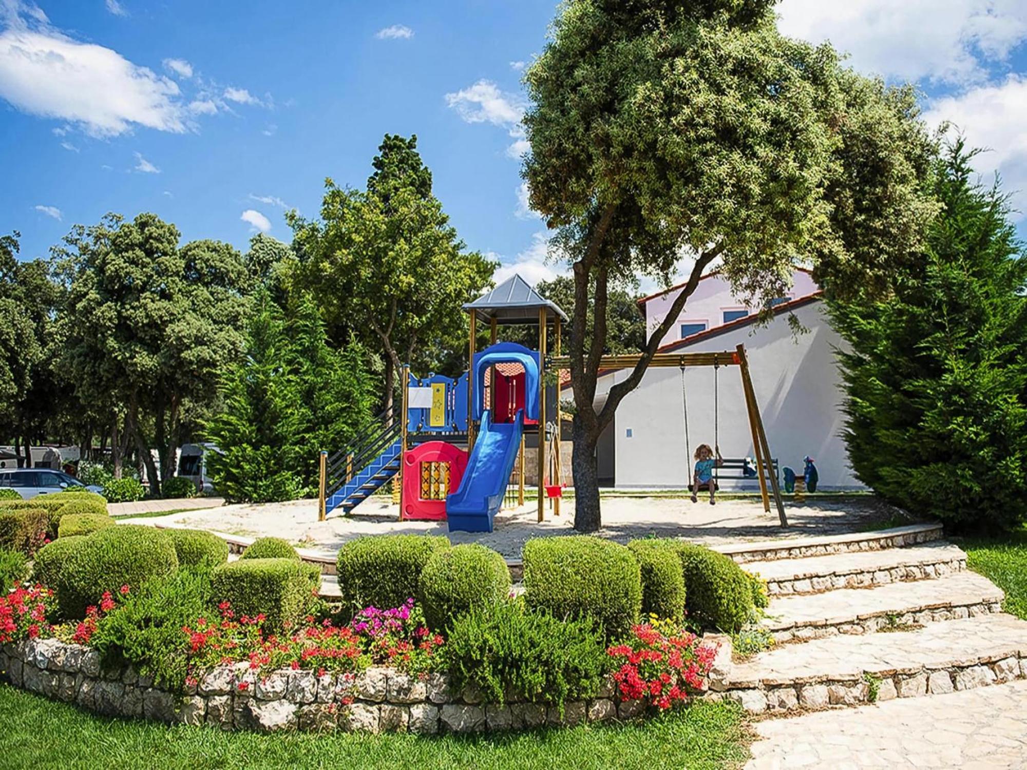 Mobile Homes Rosemary In Strasko